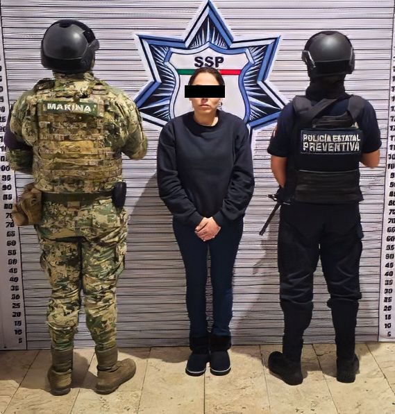 SSP y SEMAR detienen a presunta operadora de grupo delincuencial